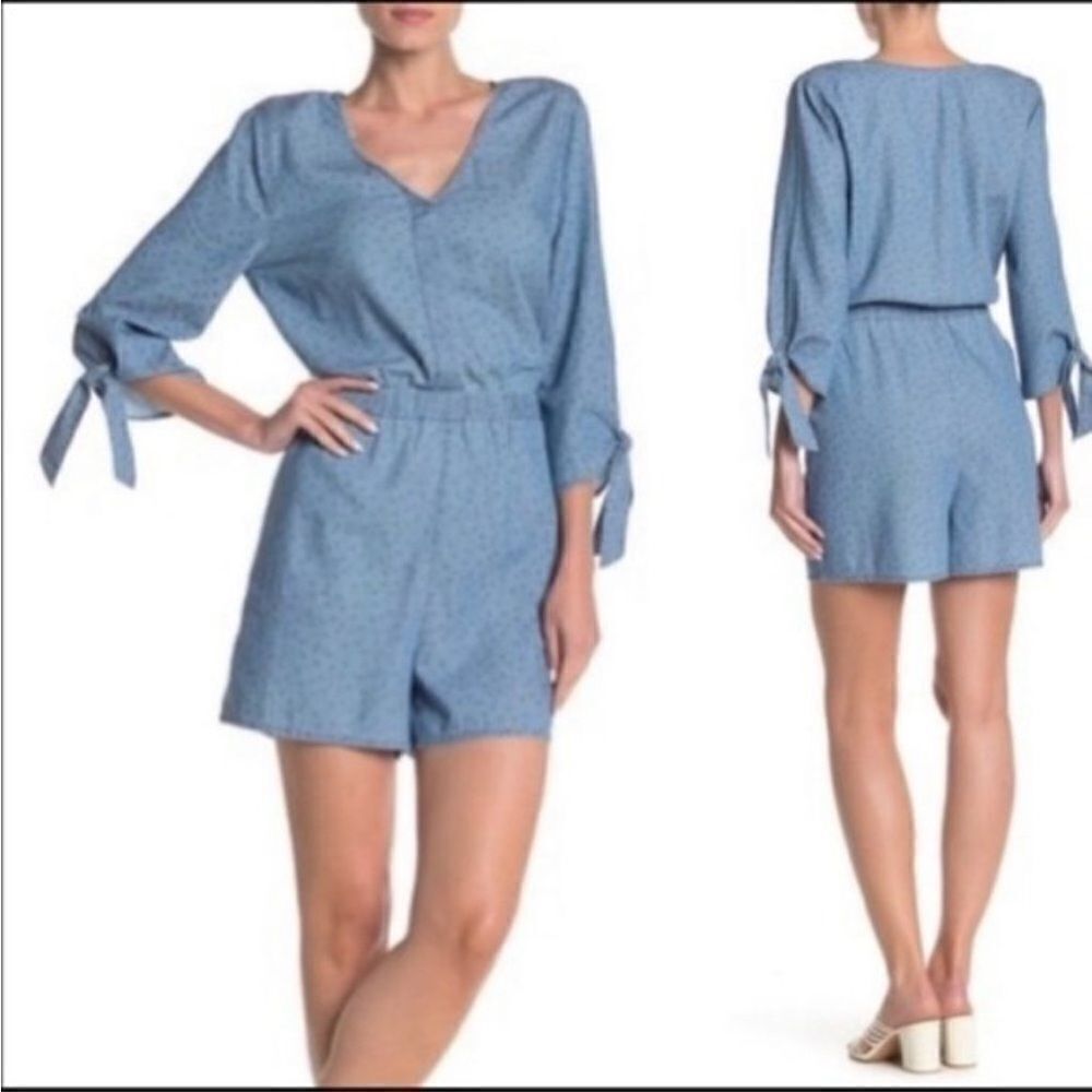 NWOT Susina blue chambray printed 3/4 sleeve romper tied sleeve size large